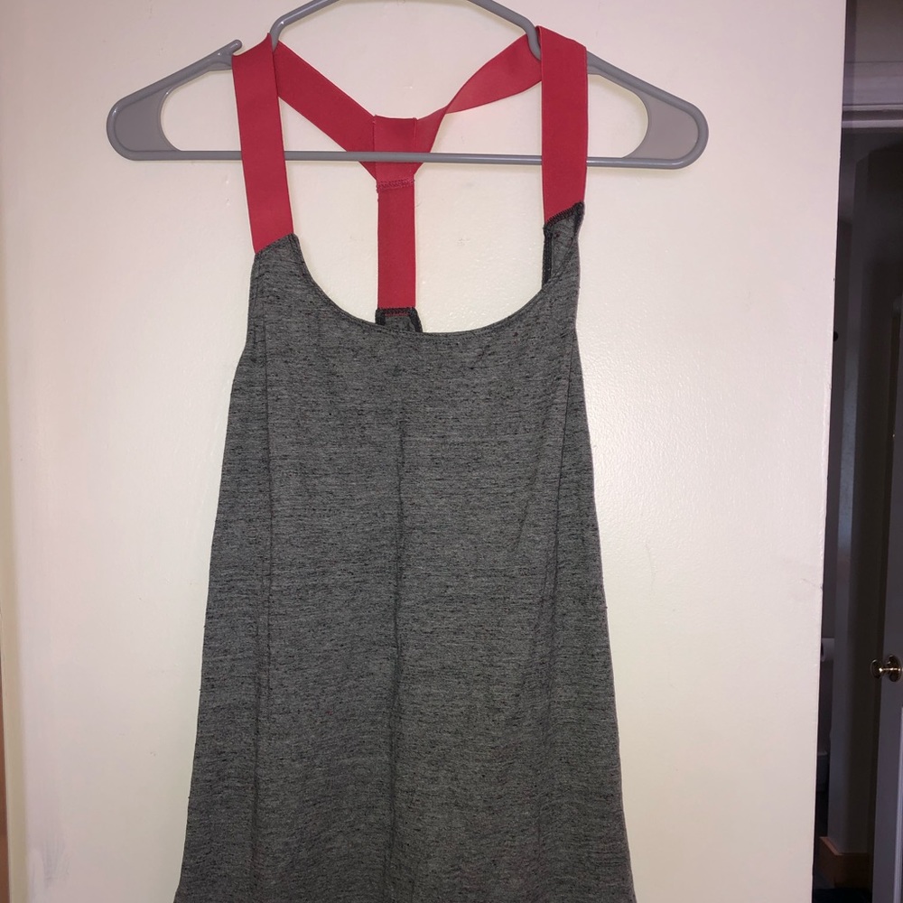 XL Women’s workout tank top